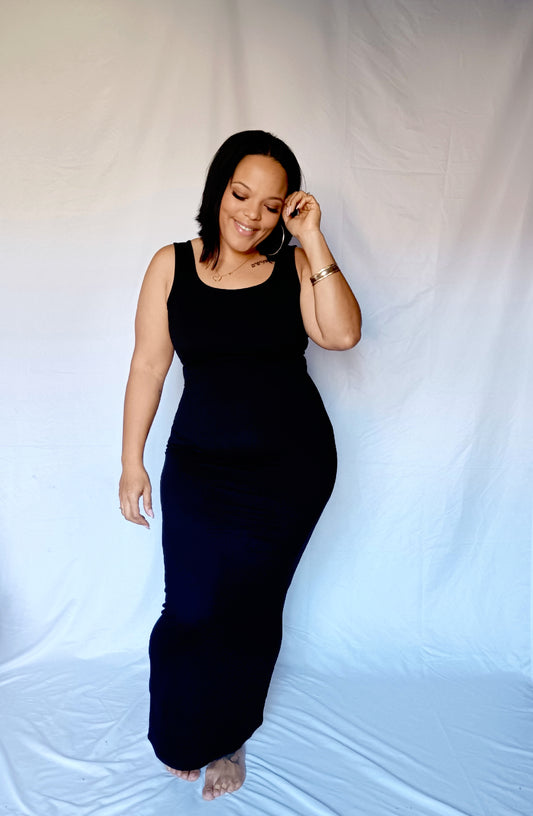 Raquel - black maxi dress